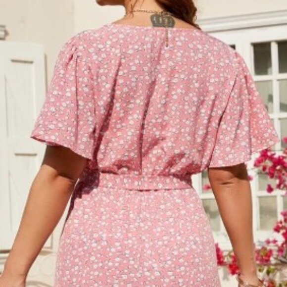 PLUS SIZE V NECK WRAP MAXI DRESS - Picture 2 of 4